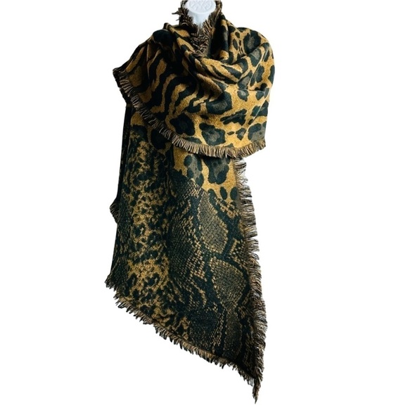 NWT Love Of Fashion (LOF) Brown & Black Animal Print Versatile Fringed Scarf - Picture 2 of 7